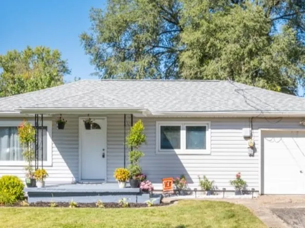 109 Moushon Dr, East Peoria, IL 61611