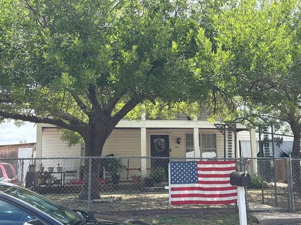 1309 Avenue A, Hondo, TX 78861
