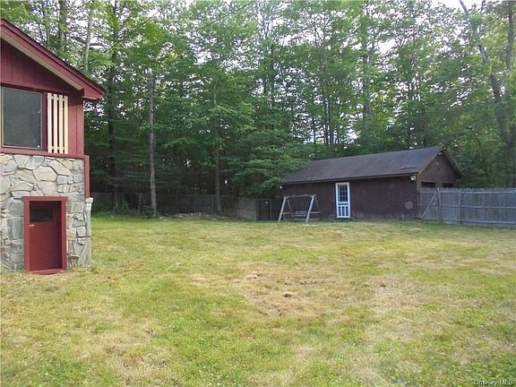 4th image of 12 E Glenwild Dr #103K