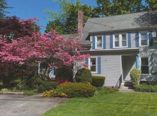 13 Worcester St APT 1, Grafton, MA 01519