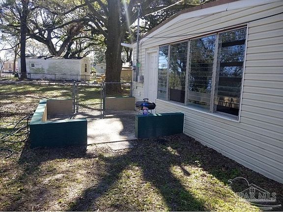 3rd image of 17 Cloverland Ct