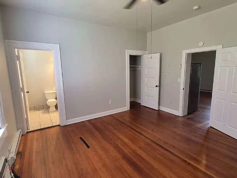 103 Barnhardt Cir #5 — Photo 8