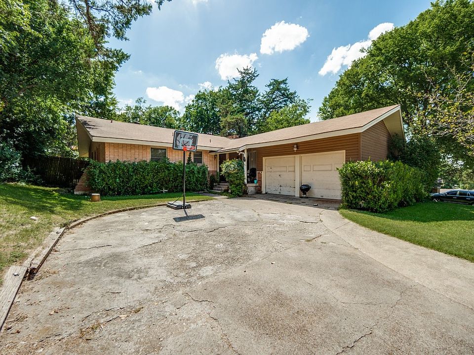 1st image of 5511 Singing Hills Dr