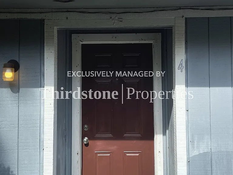 5128 Indian Lakes Ct #4 — Photo 2