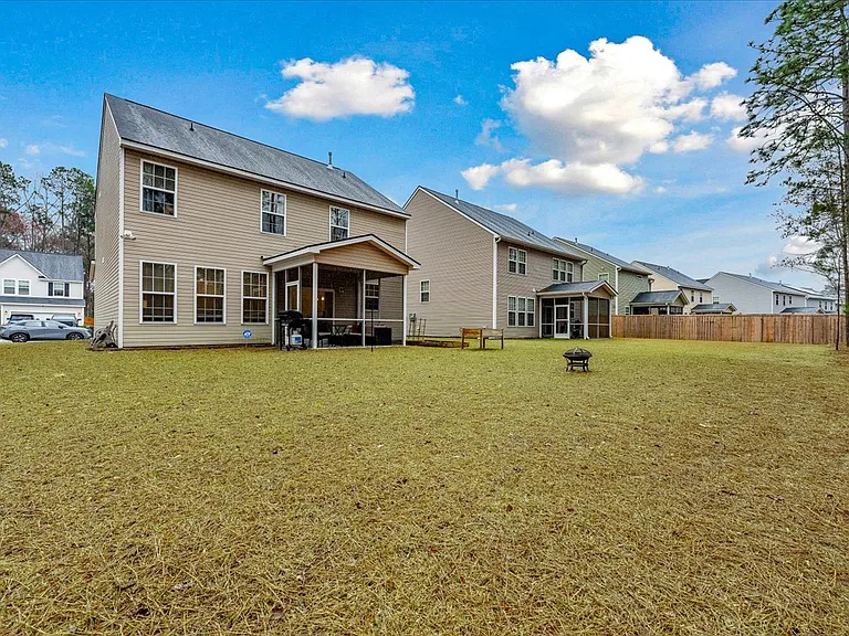 128 Caleb Ct — Photo 32