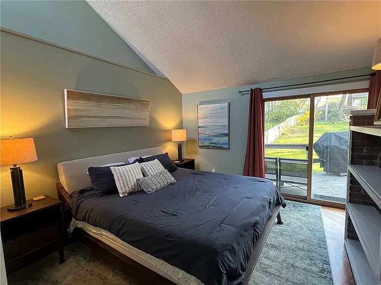 27 Hoyt Pl — Photo 20