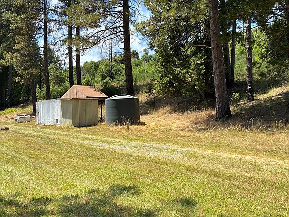 5th image of 12948 Baker Rd