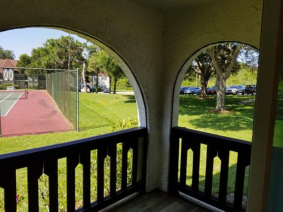 4th image of 380 N Bayshore Blvd APT 108