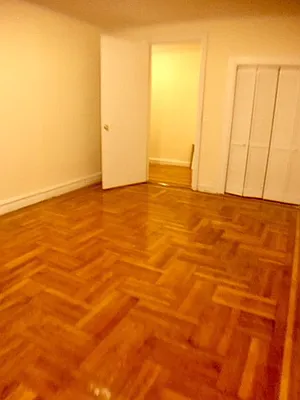 Rented by Roberto Guilbet, LREB | media 102