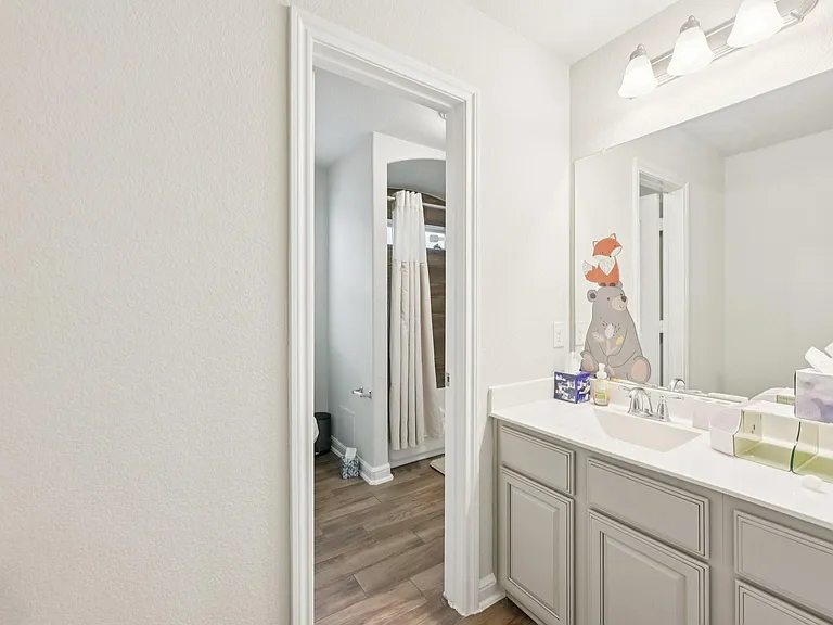 2406 Harborwood Ct — Photo 32