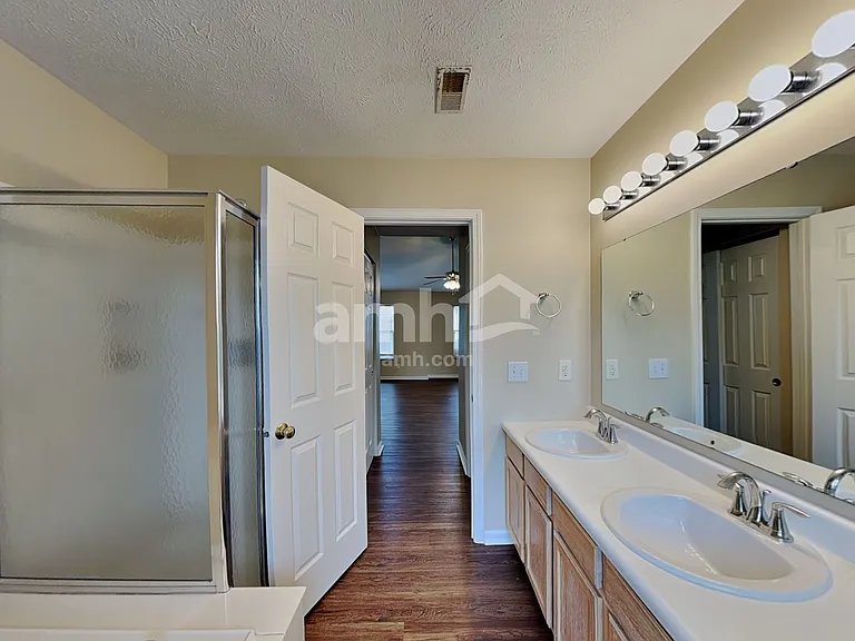 1773 Salina Dr — Photo 11