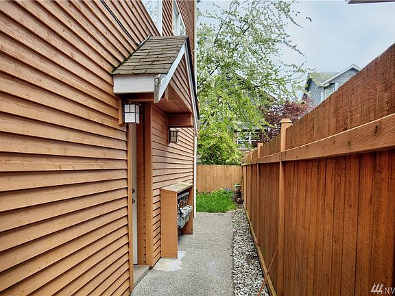 Private fenced off entrance that allows you to have delivered packages out of sight