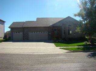 7509 W Legacy St, Sioux Falls, SD 57106