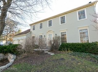 353 Martin Ct, Barrington, IL 60010