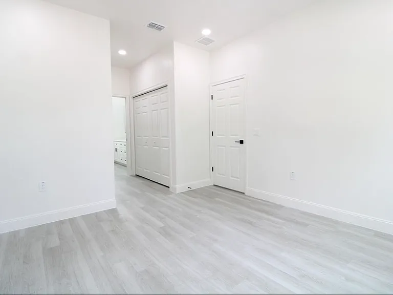 1320 Noble Pl — Photo 13