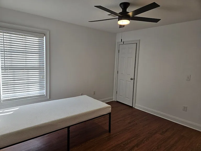 802 W Longleaf Dr #59 — Photo 26
