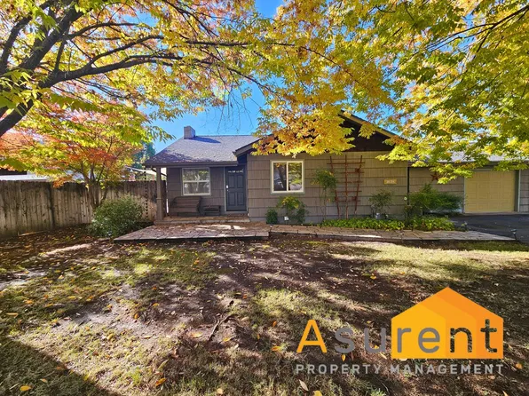 1638 Jasmine Ave, Medford, OR 97501