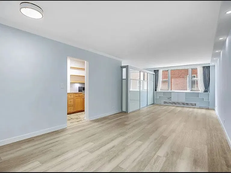 215 E 80th St #9G — Photo 11