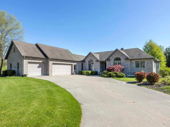 2581 Wilder Rd, Midland, MI 48642
