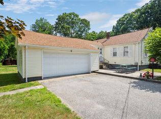 68 Saranac St, North Smithfield, RI 02896