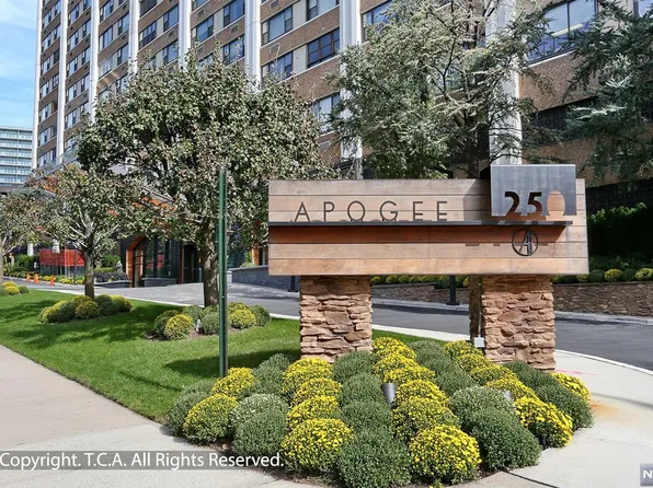 250 Gorge Rd APT 16E, Cliffside Park, NJ 07010