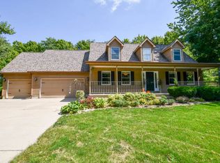 13959 Deer Ridge Rd, Bloomington, IL 61705