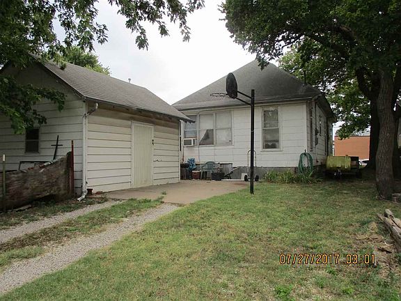 5th image of 219 N A St
