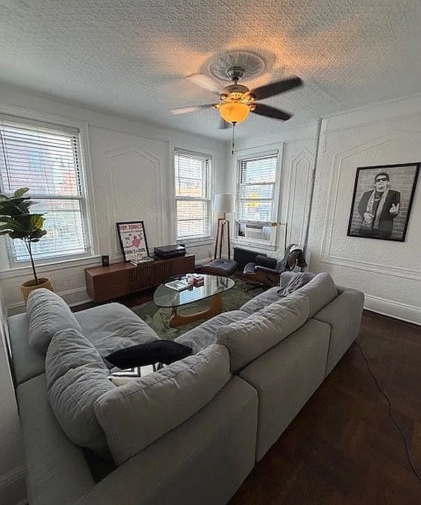 1st image of 142 Franklin St #2BB