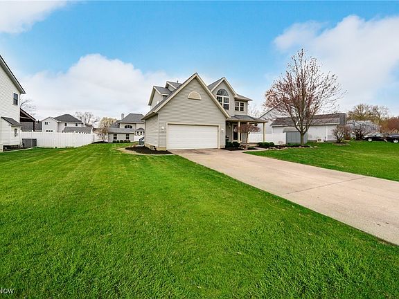 4th image of 497 Golden Russett Blvd