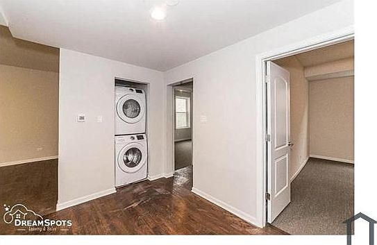 5th image of 4622 S Lake Park Ave #3W