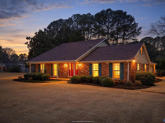 2nd image of 4205 Indian Hills Rd SE