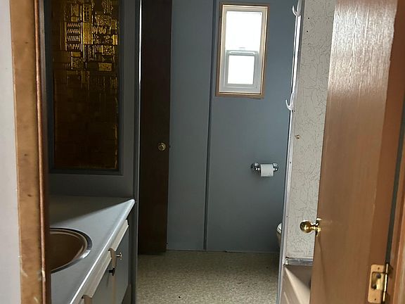 4th image of 6412 96th St E Trailer 45