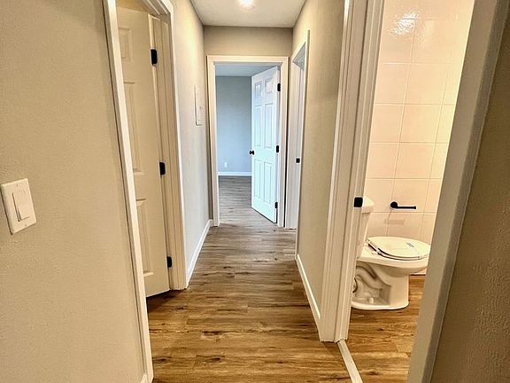 5th image of 510 E 97th St APT 17