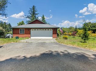 100 Schlack Ln, Crescent City, CA 95531