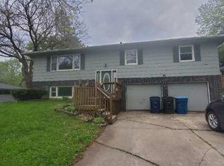 623 Jane St, Waterloo, IA 50701