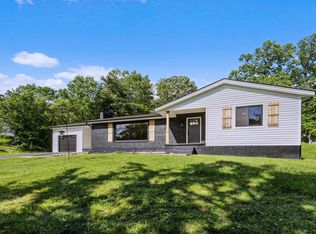 633 Kenwood Dr, Russell, KY 41169