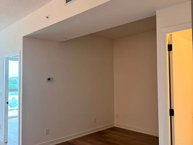 33 Erie Ave #711 — Photo 11