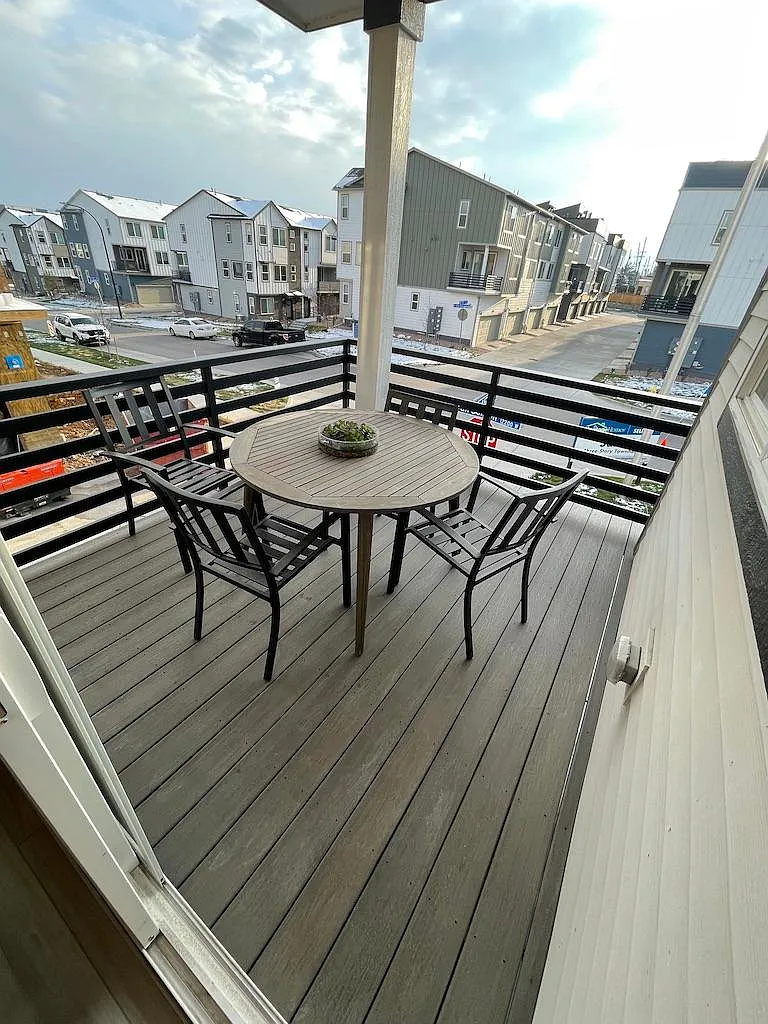 5683 Vivian St — Photo 4
