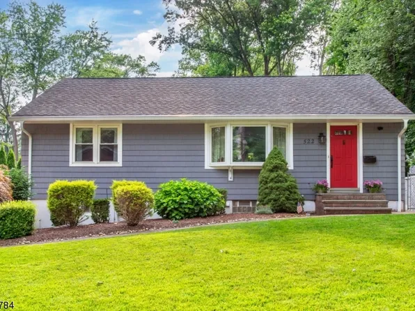 522 Chestnut St, Washington Twp., NJ 07676