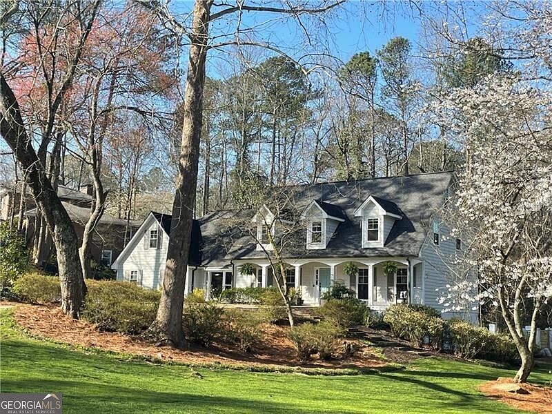 1st image of 910 Brookfield Pkwy
