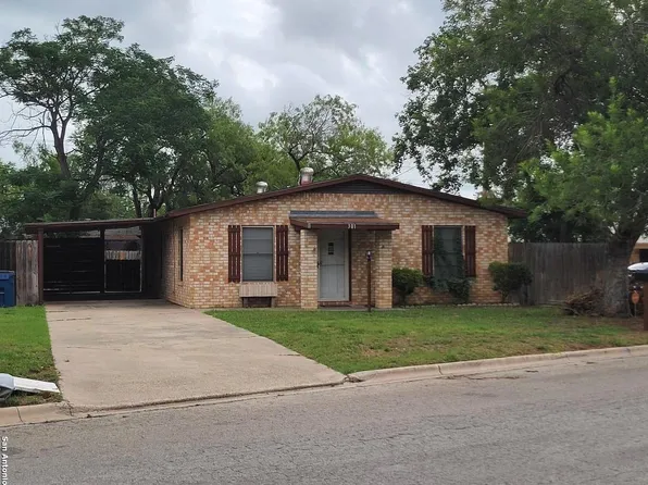 301 Greenlawn, Pleasanton, TX 78064