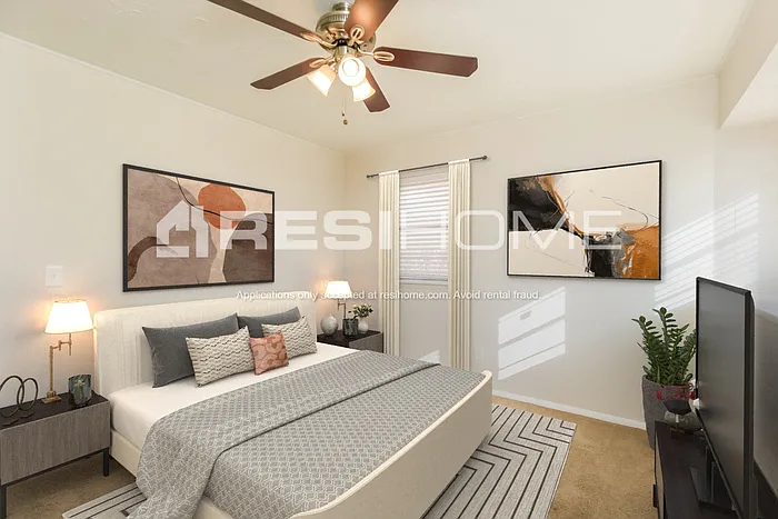 4721 Leslie Dr — Photo 7