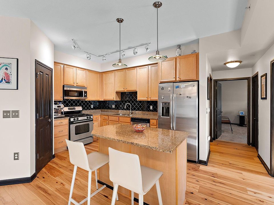 1st image of 500 E Grant St APT 1806