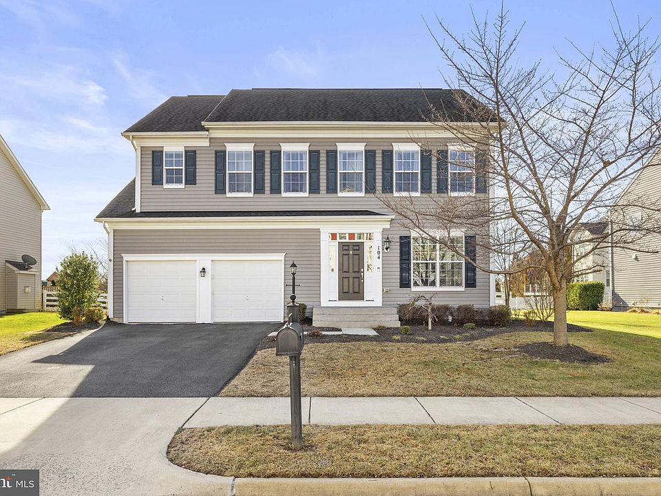 1st image of 104 Blackford Dr