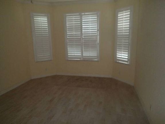 4th image of 6647 SE Twin Oaks Cir