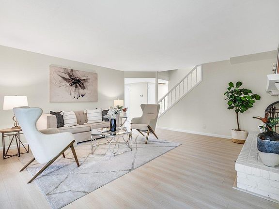 4th image of 1487 Barton Dr