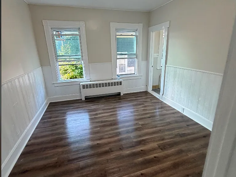 23 Howe St — Photo 7