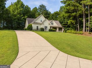 405 Barouche Dr, Thomaston, GA 30286