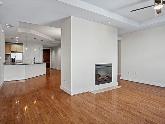 Two sided fireplace