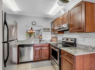 11928 Suellen Cir, Wellington, FL 33414